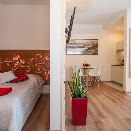 Domek & Apartament Na Ogrodzie Suche Zimmer foto